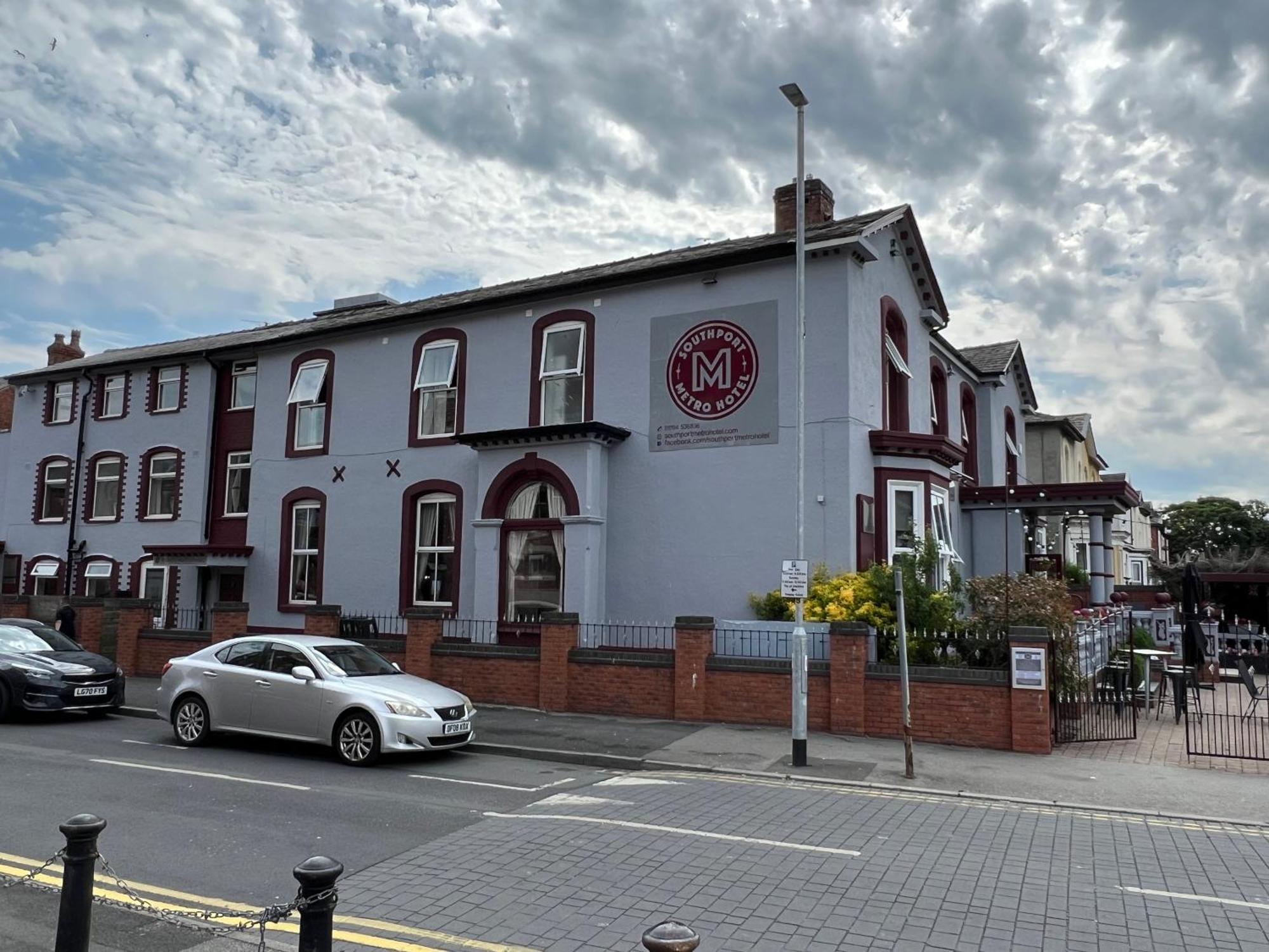 Southport Metro Hotel Exterior foto